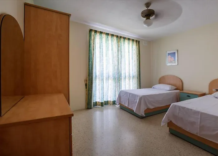 3 Bedrm Balluta Bay * سليمة